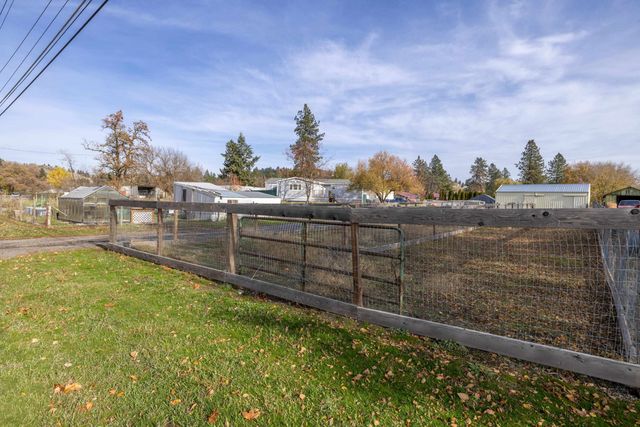 7318 N Julia St, Spokane, WA 99217