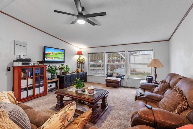 7318 N Julia St, Spokane, WA 99217