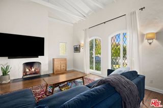 6502 - 6504 Commodore Sloat Drive, Los Angeles, CA 90048