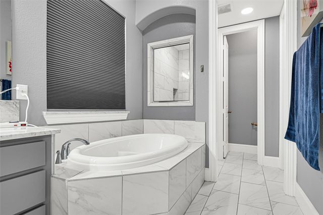 13018 Fernbank Forest Drive, Humble, TX 77346