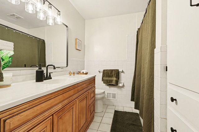 2334 Tamrack Street, Kalamazoo, MI 49006