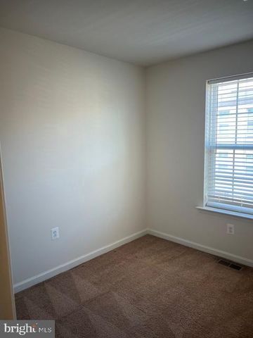 10608 EASTLAND CIR, Upper Marlboro, MD 20772