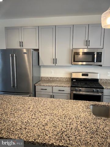 10608 EASTLAND CIR, Upper Marlboro, MD 20772