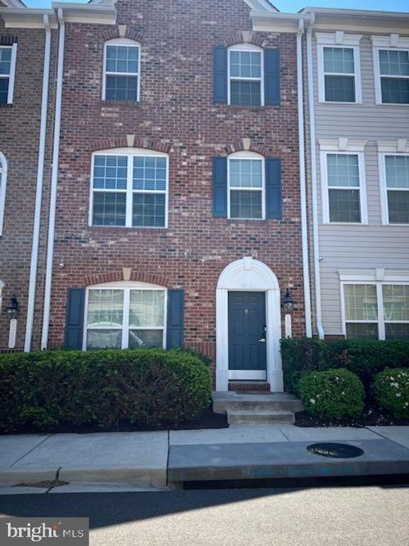 10608 EASTLAND CIR, Upper Marlboro, MD 20772