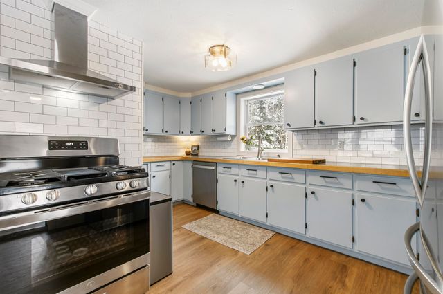 464 Bungy Road, Columbia, NH 03576