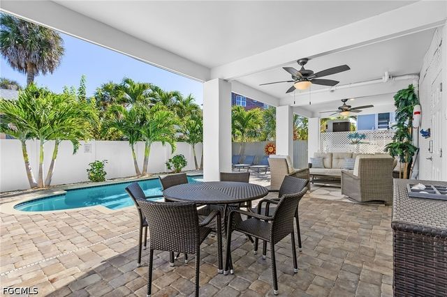 246 Delmar AVE, Fort Myers Beach, FL 33931