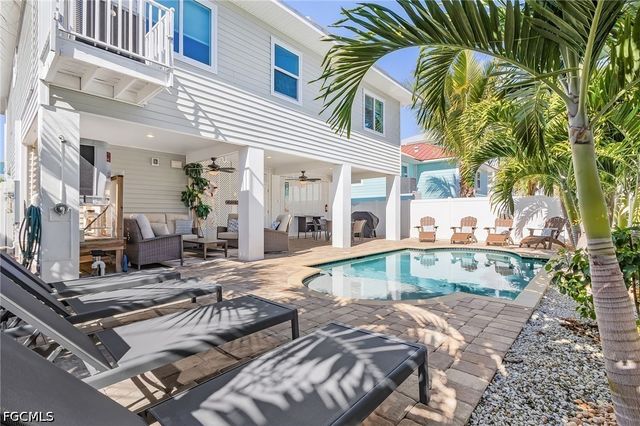 246 Delmar AVE, Fort Myers Beach, FL 33931