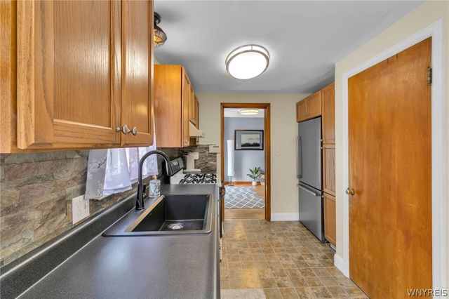 7 Kendale Road, Cheektowaga, NY 14215
