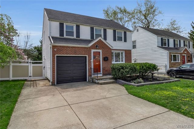 7 Kendale Road, Cheektowaga, NY 14215
