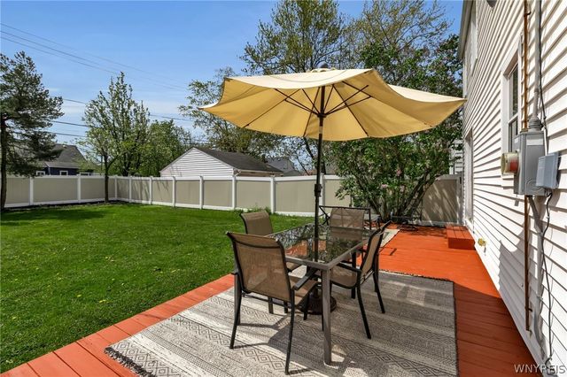 7 Kendale Road, Cheektowaga, NY 14215