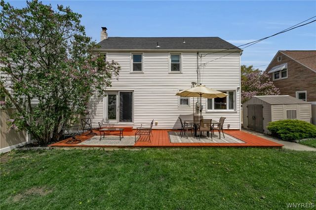 7 Kendale Road, Cheektowaga, NY 14215