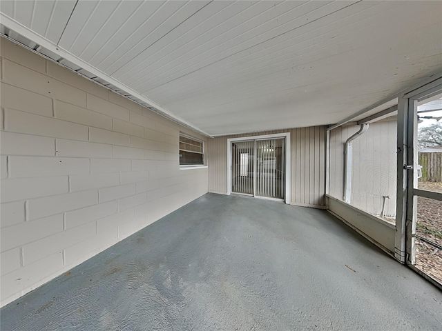 3821 BEECHWOOD BOULEVARD, Tampa, FL 33619