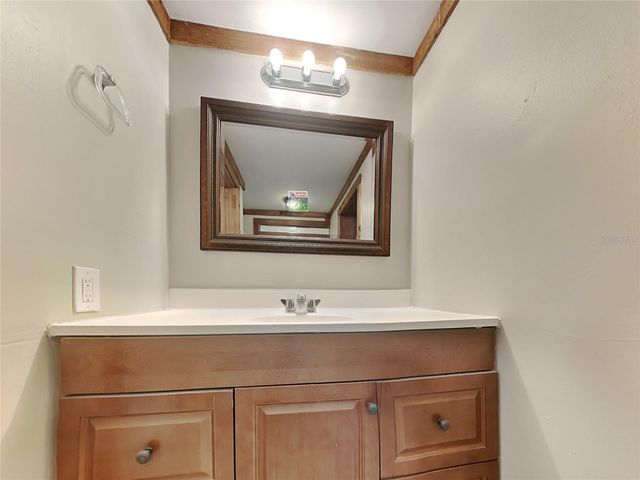 3821 BEECHWOOD BOULEVARD, Tampa, FL 33619