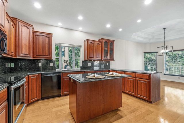 15117 E East Ridge Ln, Veradale, WA 99037