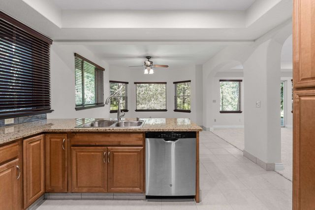 15117 E East Ridge Ln, Veradale, WA 99037