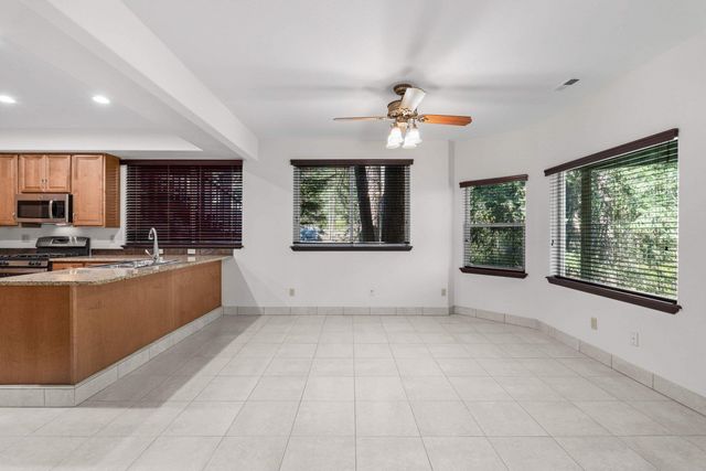 15117 E East Ridge Ln, Veradale, WA 99037