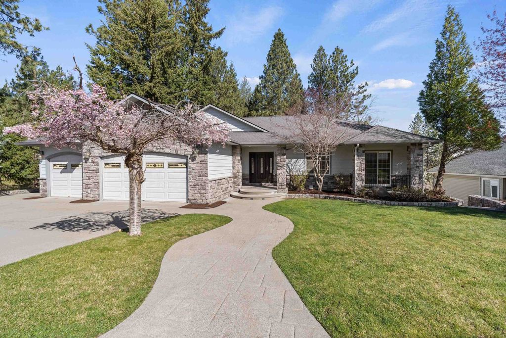 15117 E East Ridge Ln, Veradale, WA 99037