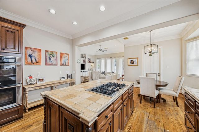 3731 Tartan Lane, Houston, TX 77025