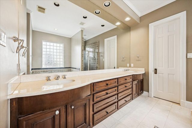 3731 Tartan Lane, Houston, TX 77025