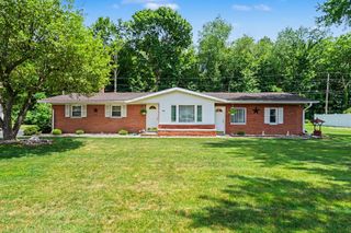 362 E Washington Street, Berrien Springs Vllg, MI 49103