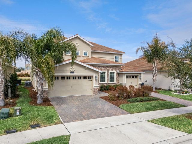 8995 CROQUET COURT, Davenport, FL 33896