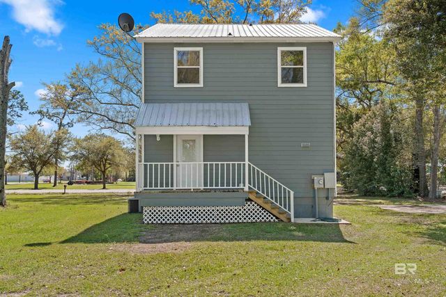 206 W Verbena Avenue, Foley, AL 36535