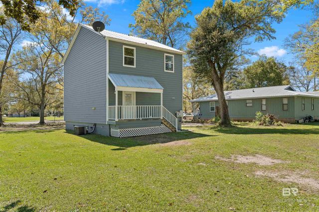 206 W Verbena Avenue, Foley, AL 36535