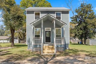206 W Verbena Avenue, Foley, AL 36535