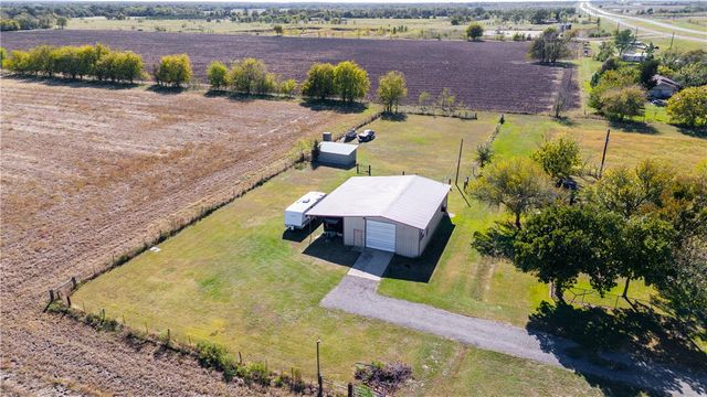 969 County Road 265, Somerville, TX 77879