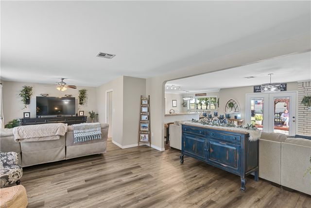 969 County Road 265, Somerville, TX 77879