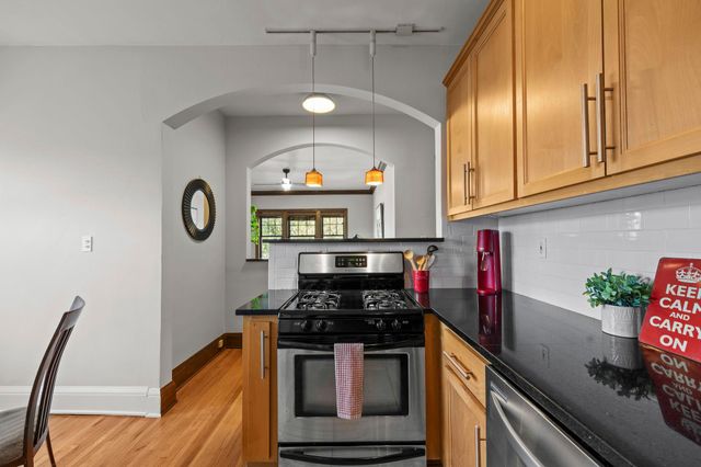 4309 Bryant Avenue S A203, Minneapolis, MN 55409