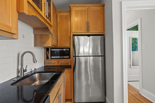4309 Bryant Avenue S A203, Minneapolis, MN 55409