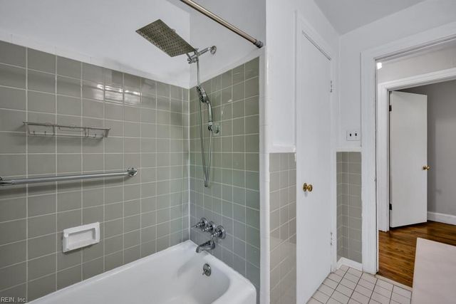 123 Lynn DR, Portsmouth, VA 23707