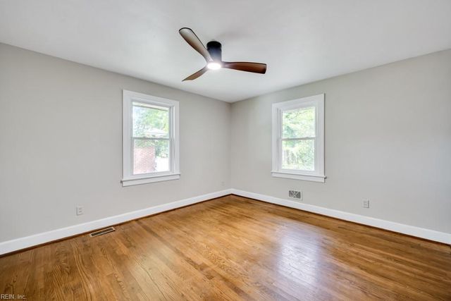 123 Lynn DR, Portsmouth, VA 23707