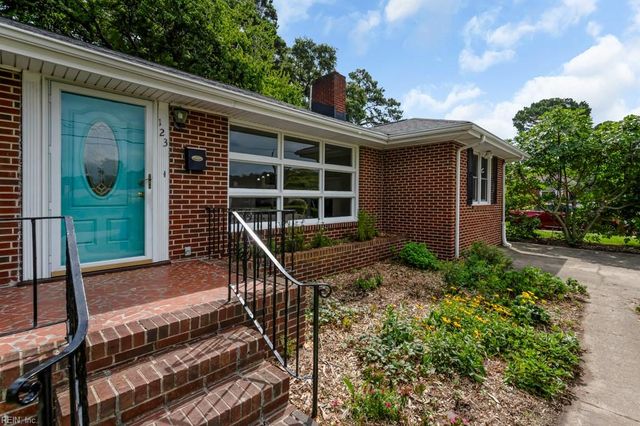 123 Lynn DR, Portsmouth, VA 23707