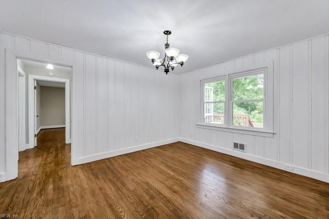 123 Lynn DR, Portsmouth, VA 23707