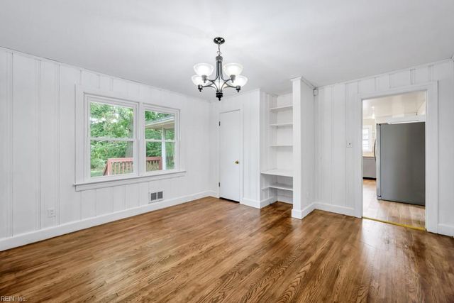123 Lynn DR, Portsmouth, VA 23707