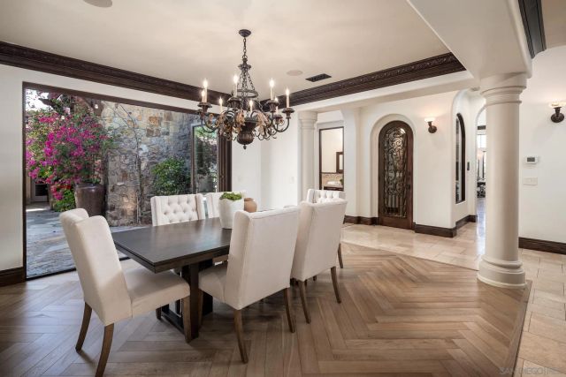 8076 Entrada de Luz E, San Diego, CA 92127