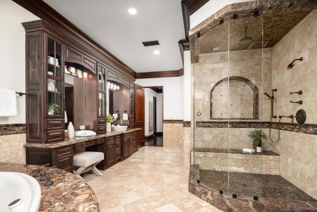 8076 Entrada de Luz E, San Diego, CA 92127