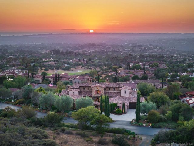 8076 Entrada de Luz E, San Diego, CA 92127
