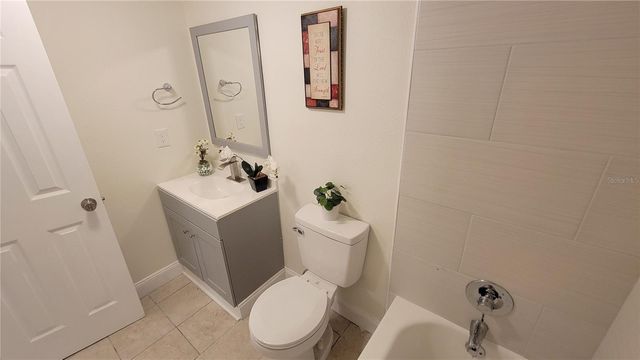 4403 S SEMORAN BOULEVARD 6, Orlando, FL 32822