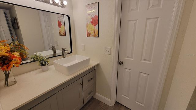 4403 S SEMORAN BOULEVARD 6, Orlando, FL 32822