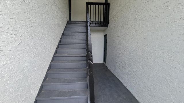 4403 S SEMORAN BOULEVARD 6, Orlando, FL 32822