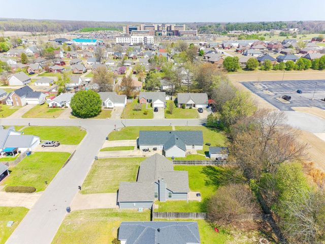 1710 Hibiscus, Jonesboro, AR 72405