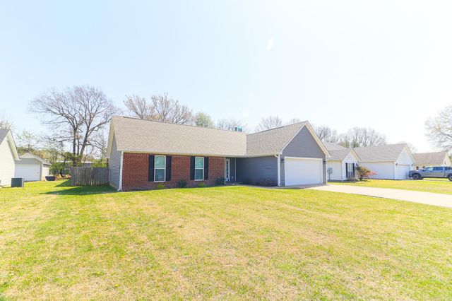 1710 Hibiscus, Jonesboro, AR 72405