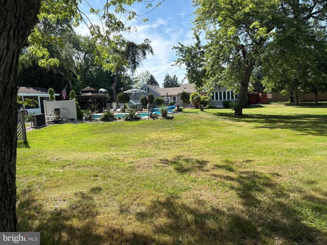 768 PARVIN MILL RD, Pittsgrove, NJ 08318
