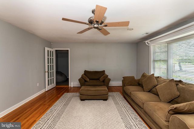 768 PARVIN MILL RD, Pittsgrove, NJ 08318
