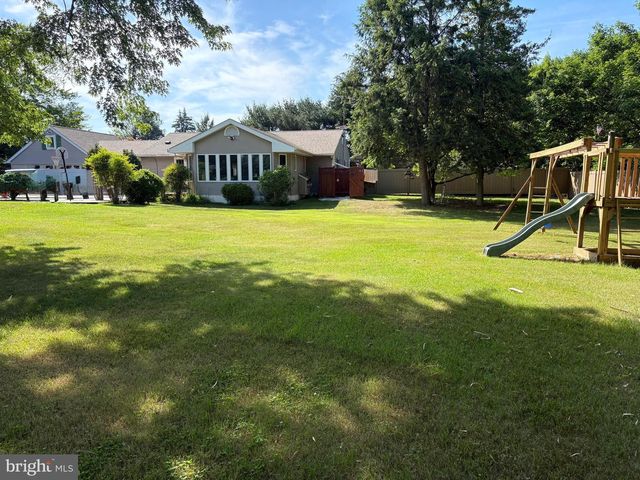 768 PARVIN MILL RD, Pittsgrove, NJ 08318
