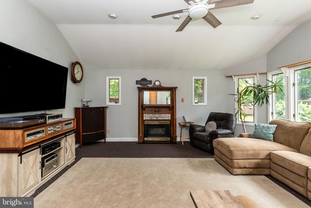 768 PARVIN MILL RD, Pittsgrove, NJ 08318