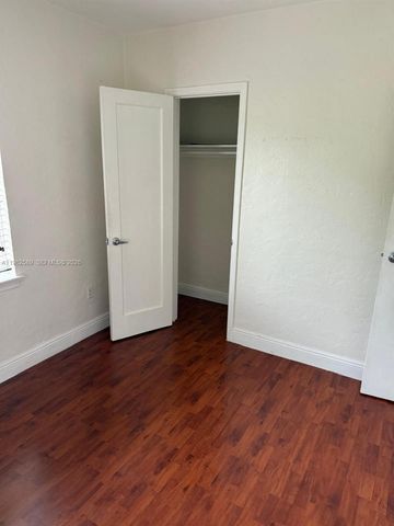 1015 NE 112th Street, Biscayne Park, FL 33161